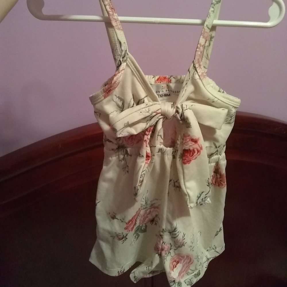 Baileys Blossoms romper 12-18 months new